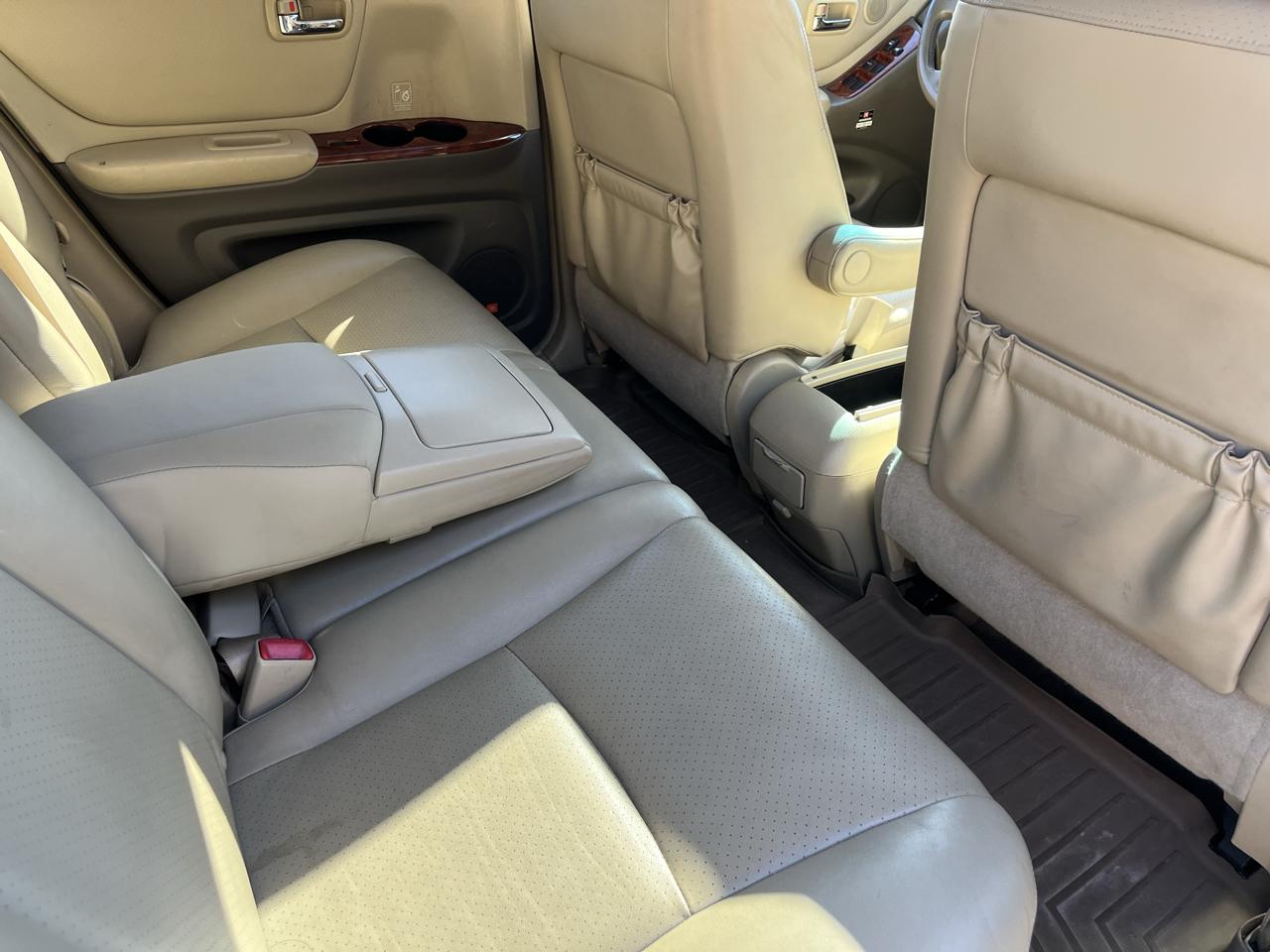 Toyota Highlander V6 2WD with 3rd-Row Seat 2007