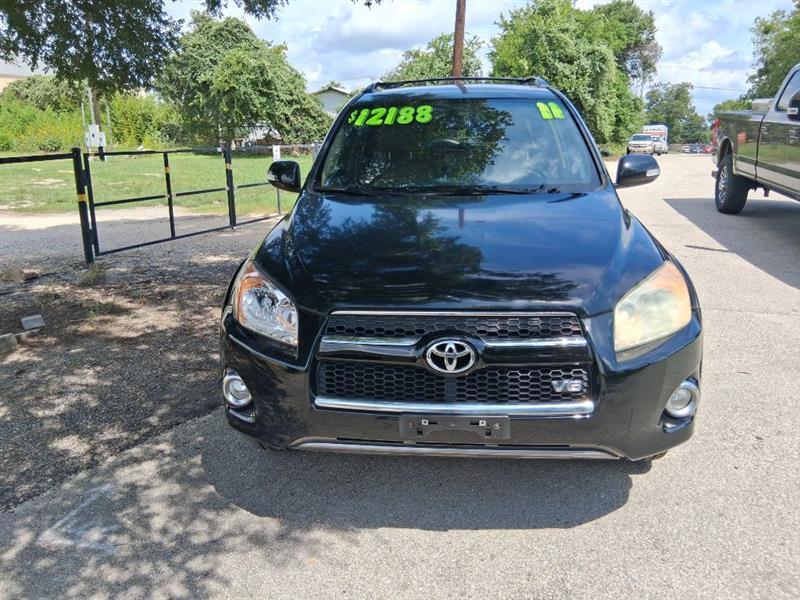 Toyota RAV4  2011