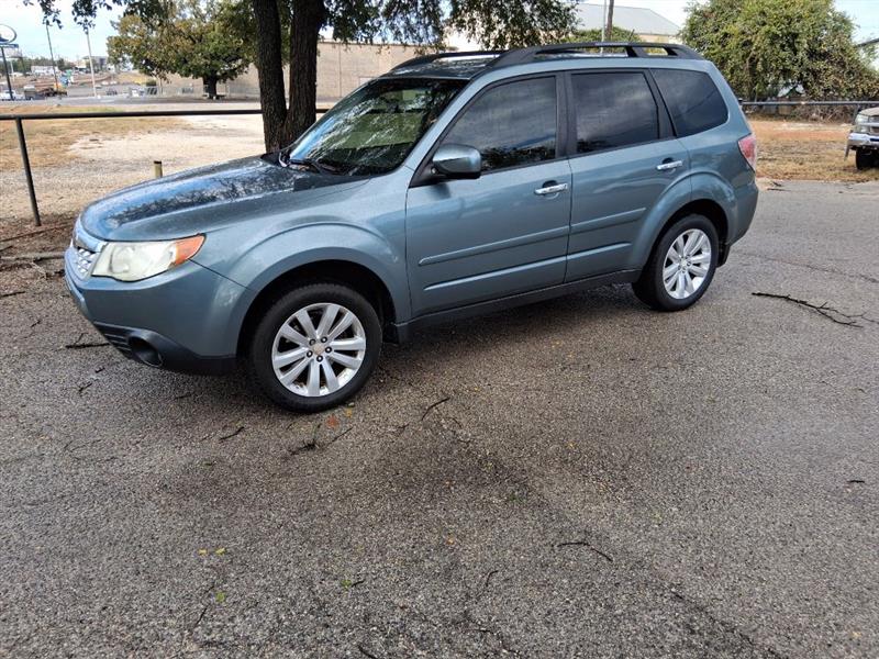 2011 Subaru Forester 2.5X PREMIUM