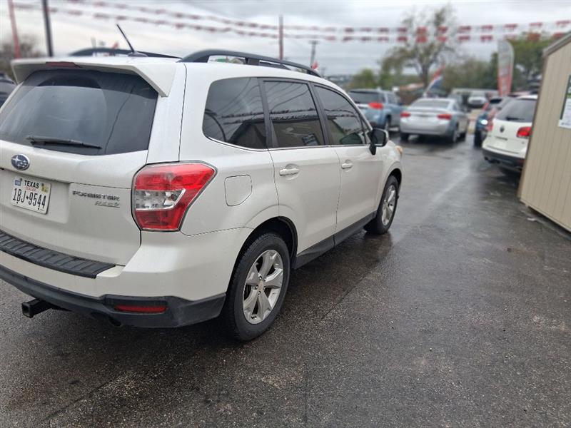Subaru Forester  2014