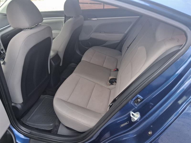 Hyundai Elantra  2020