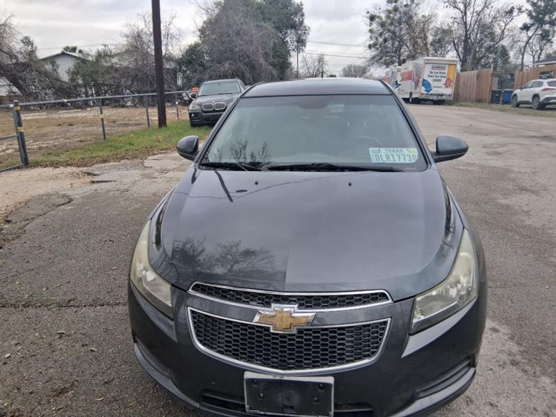 Chevrolet Cruze  2013