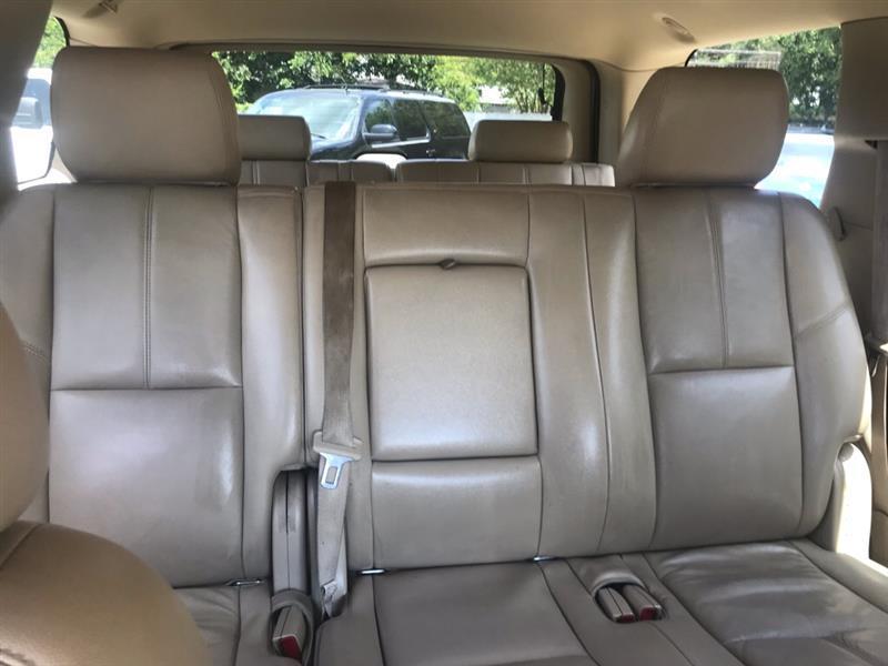 Chevrolet Tahoe  2012