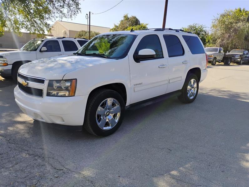 Chevrolet Tahoe  2012