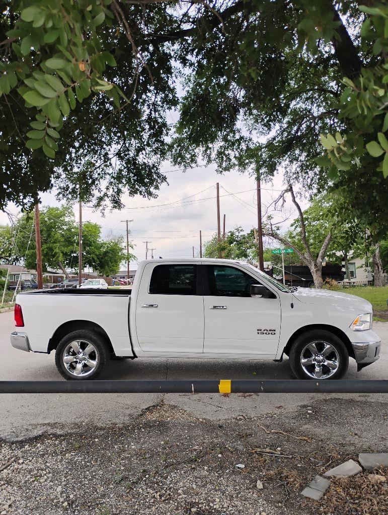 2014 RAM 1500 SLT