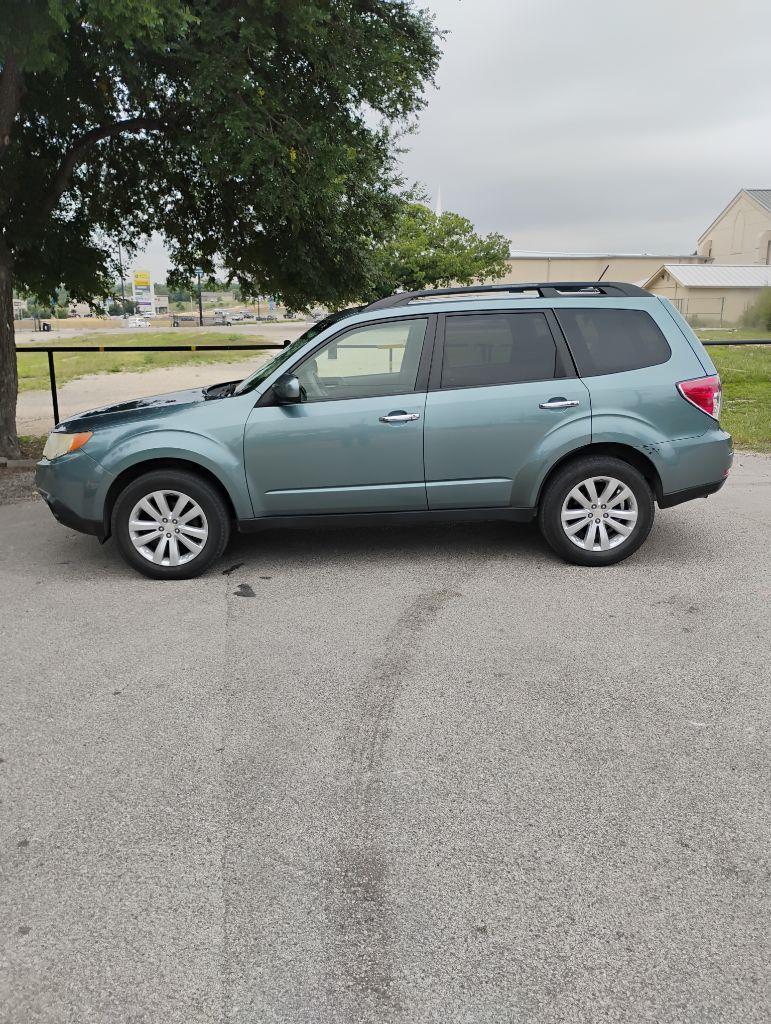 Subaru Forester  2011