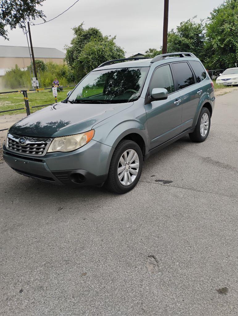 Subaru Forester  2011