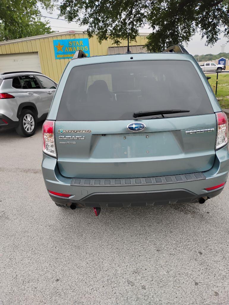 Subaru Forester  2011