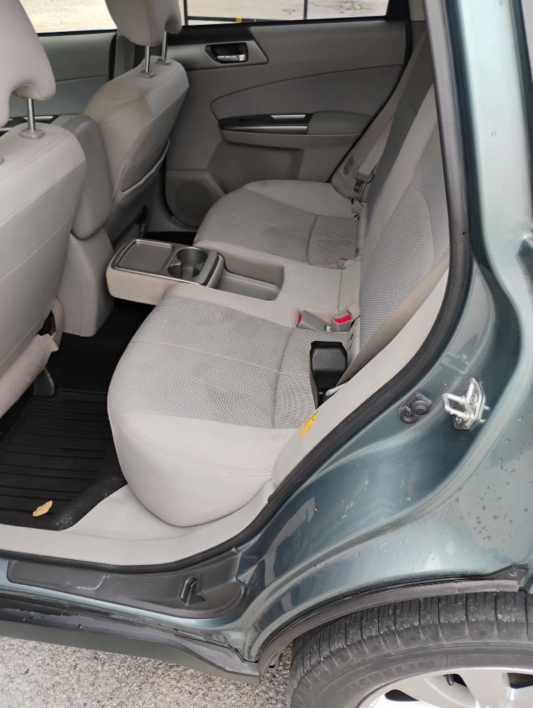 Subaru Forester  2011