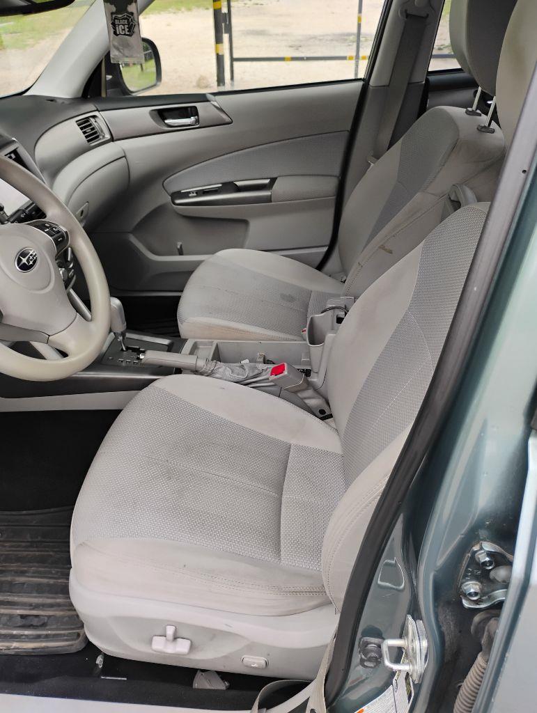 Subaru Forester  2011