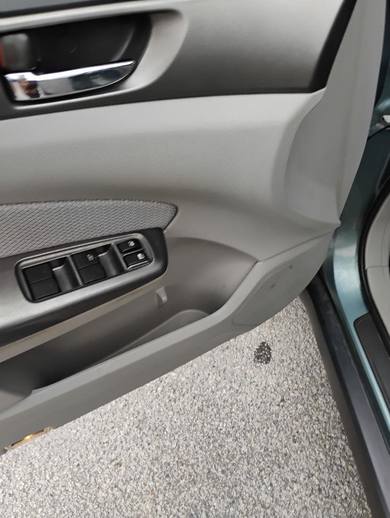Subaru Forester  2011