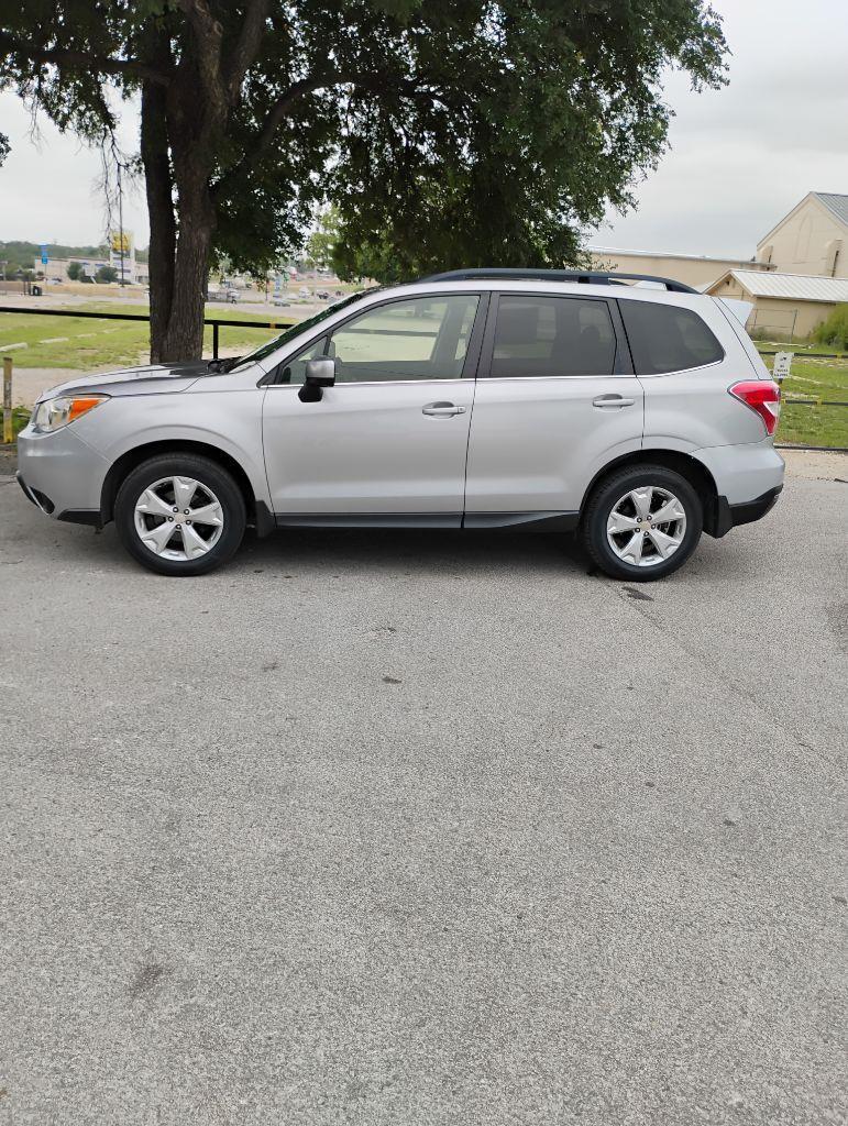 Subaru Forester  2016