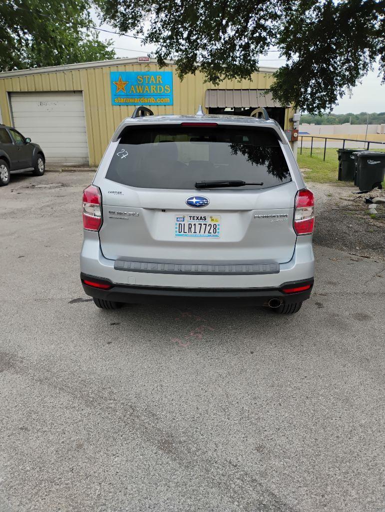 Subaru Forester  2016