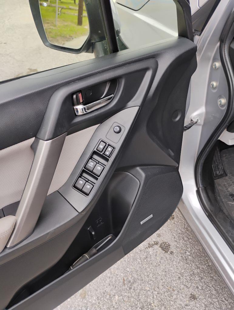 Subaru Forester  2016