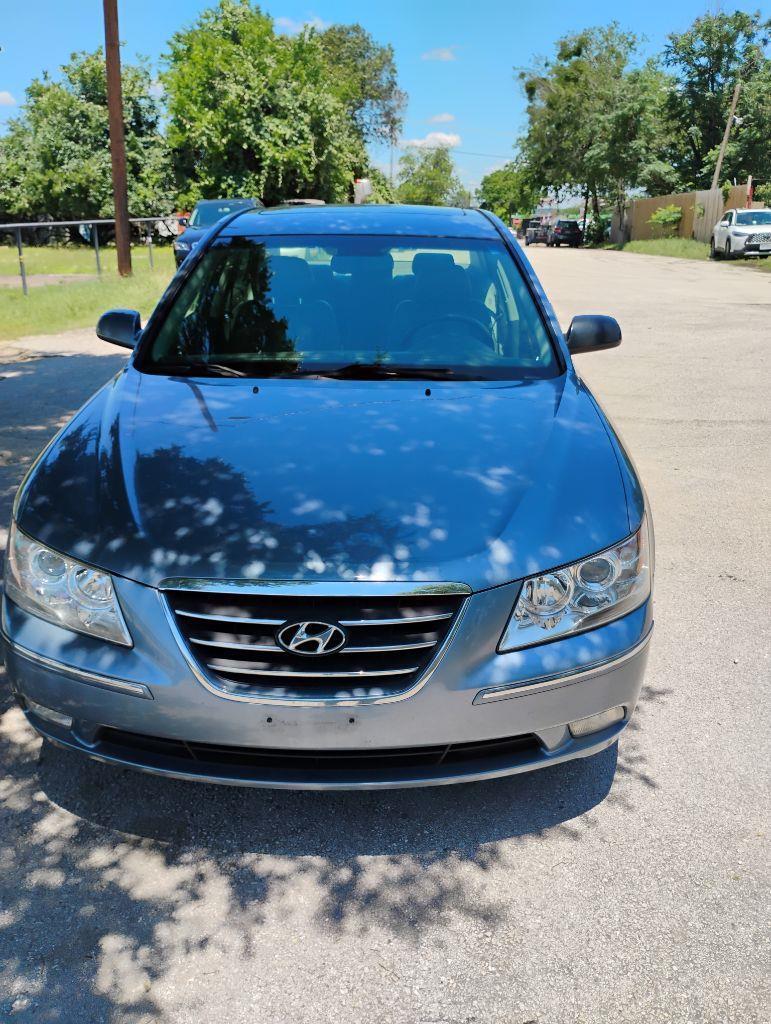 Hyundai Sonata  2010