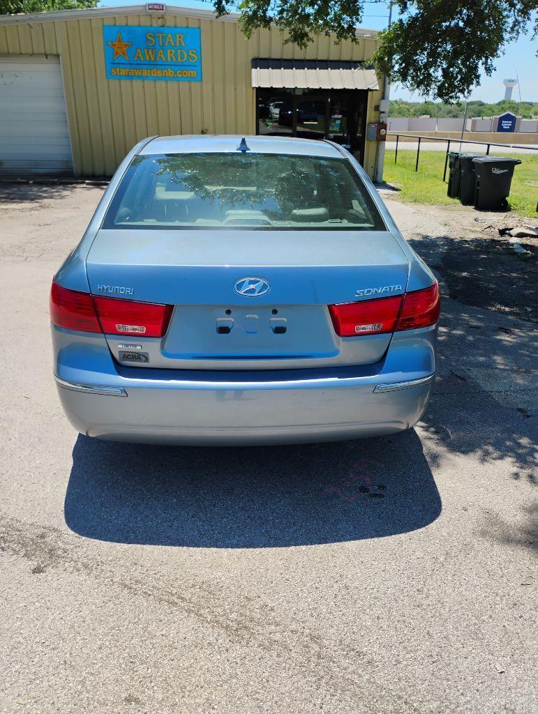 Hyundai Sonata  2010