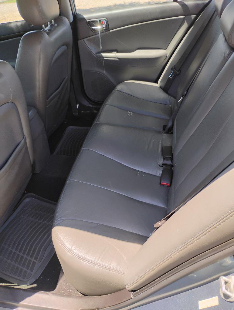 Hyundai Sonata  2010