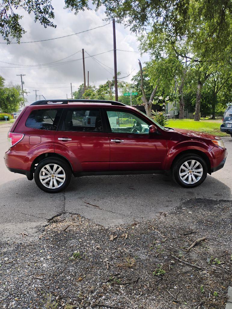 Subaru Forester  2012