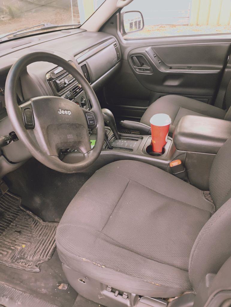 Jeep Grand Cherokee  2004