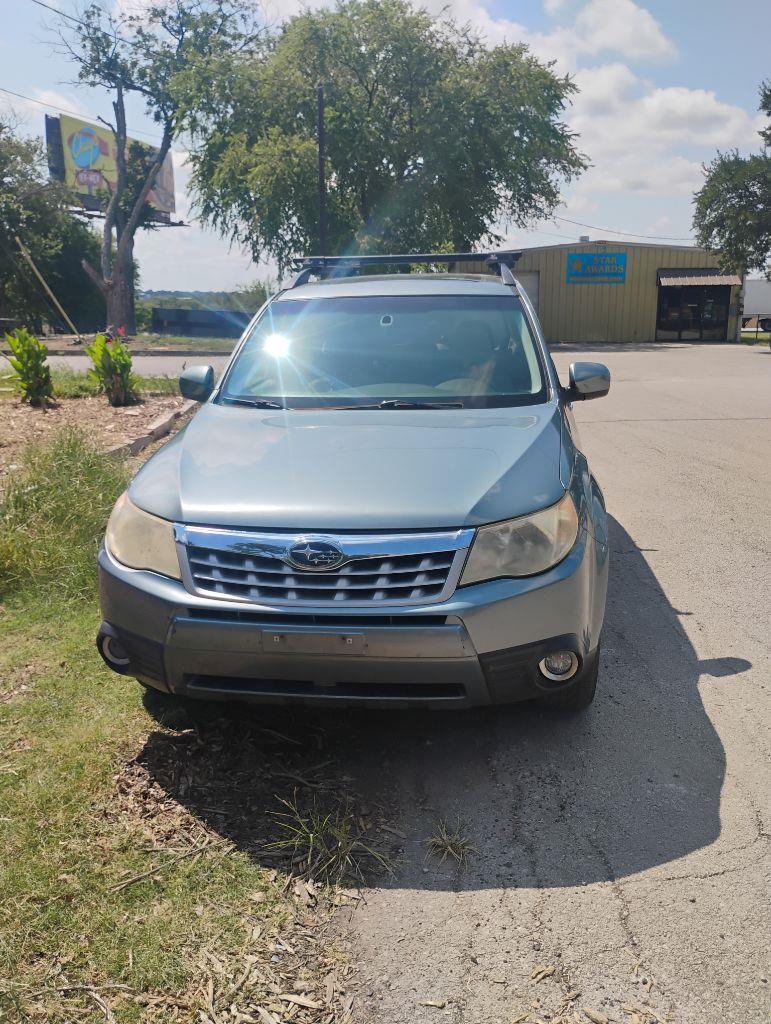 Subaru Forester  2011