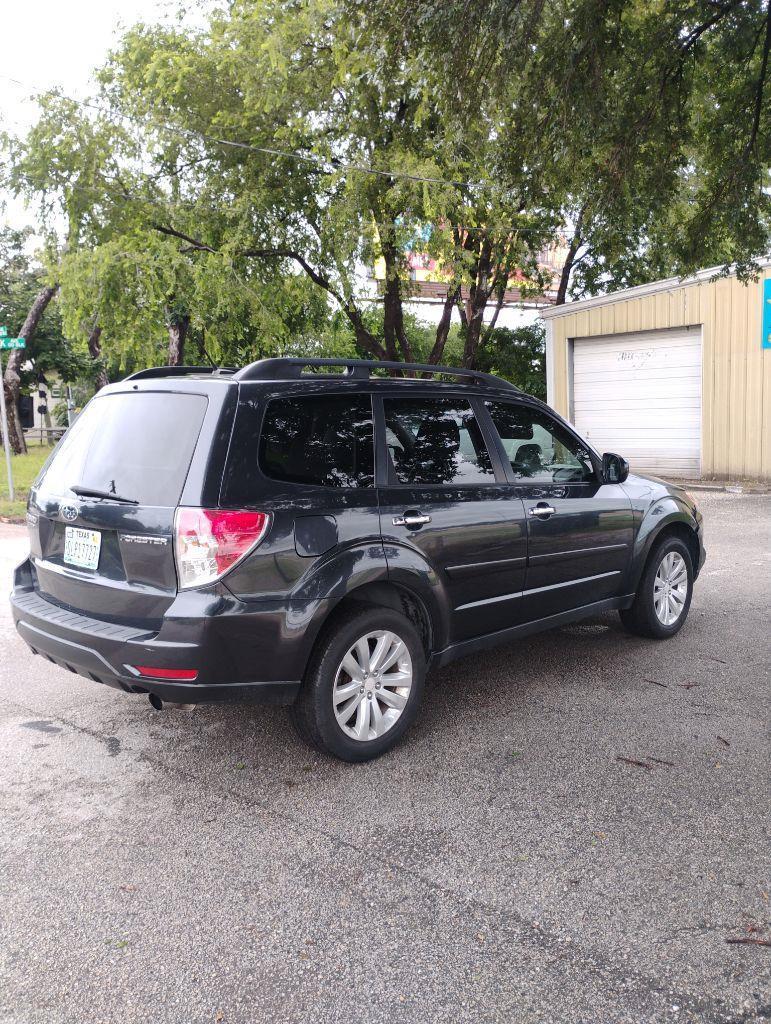 Subaru Forester  2012