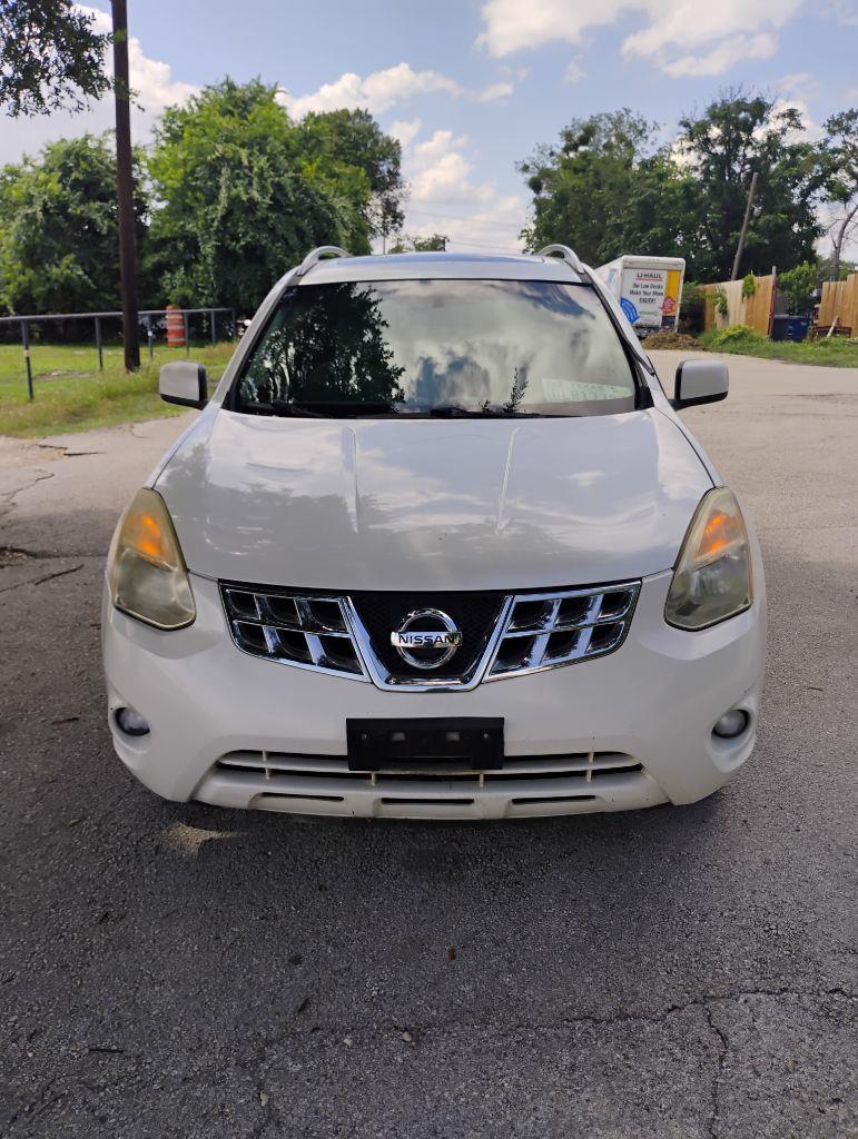 Nissan Rogue  2011