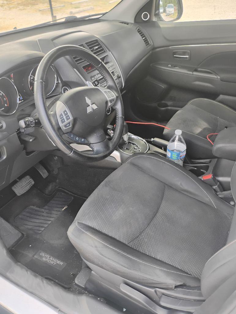 Mitsubishi Outlander Sport  2013