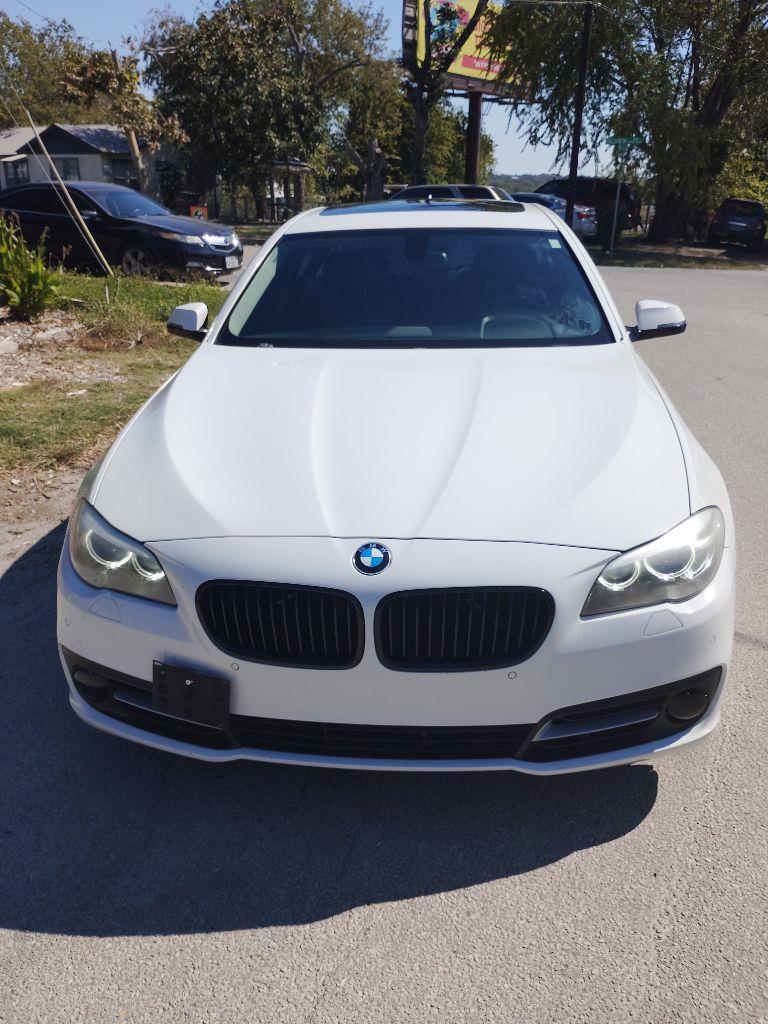 BMW 5-Series  2016