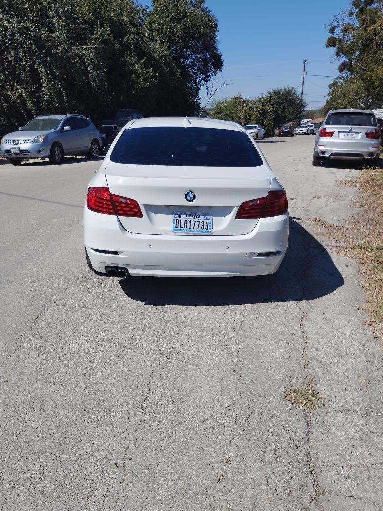 BMW 5-Series  2016