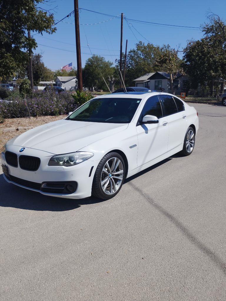 BMW 5-Series  2016
