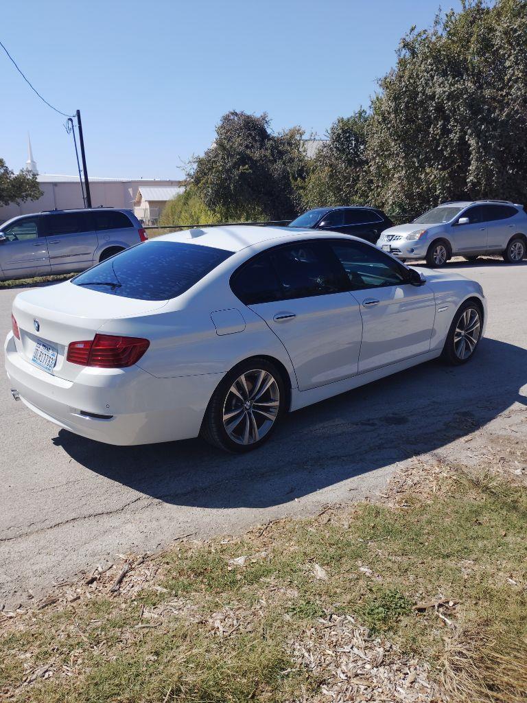 BMW 5-Series  2016