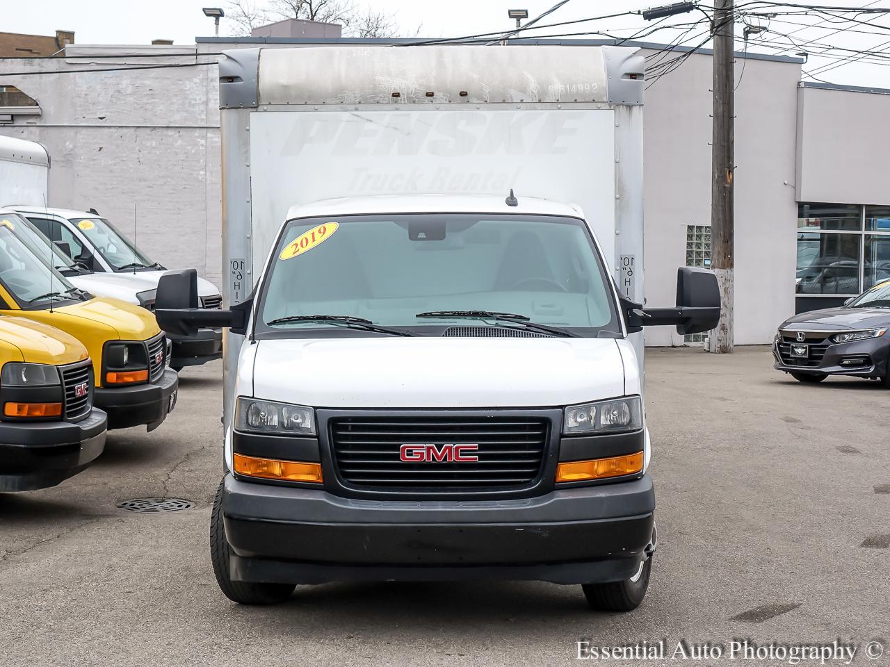 GMC Savana G3500 177 in. 2019