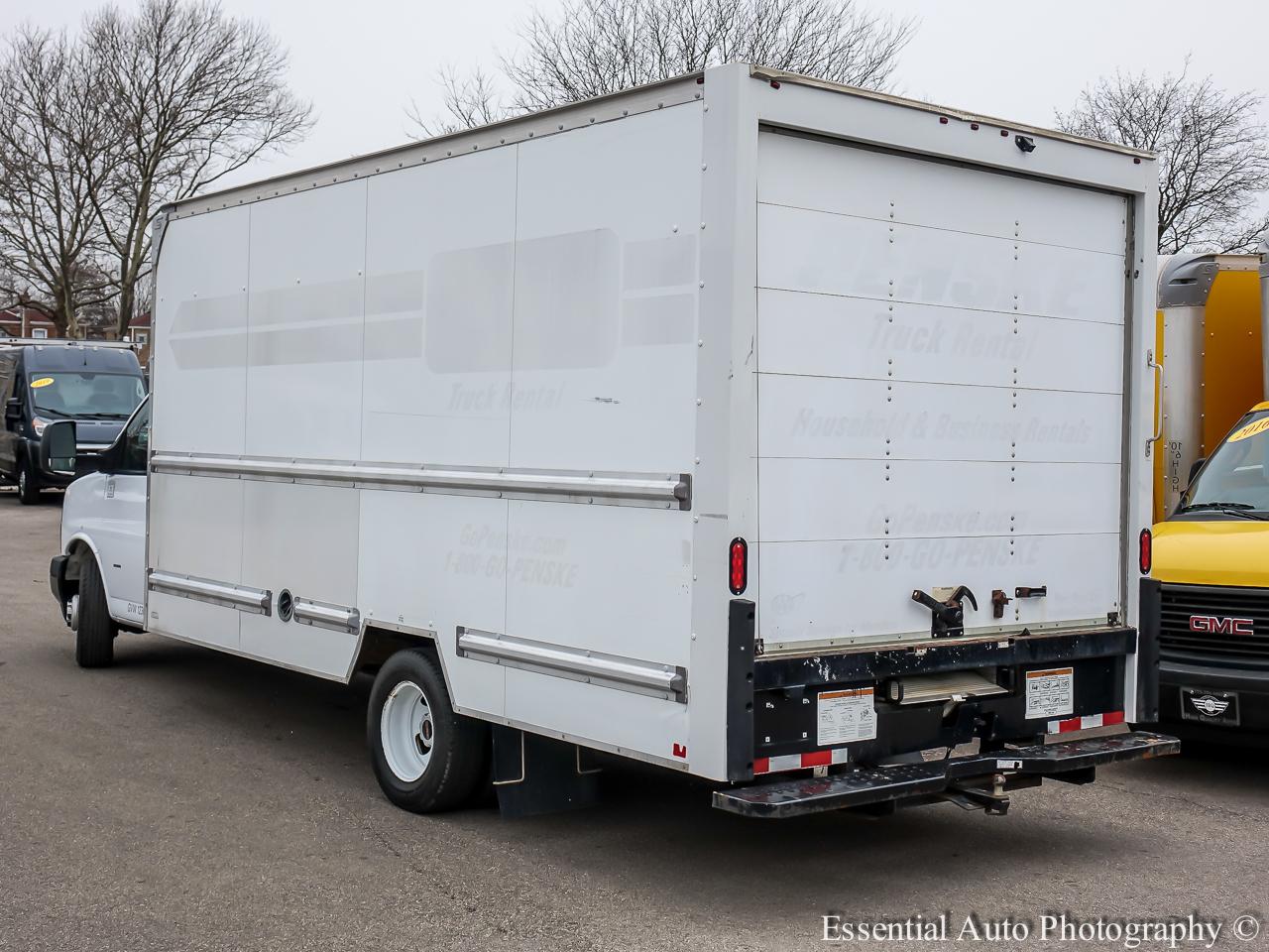 GMC Savana G3500 177 in. 2019