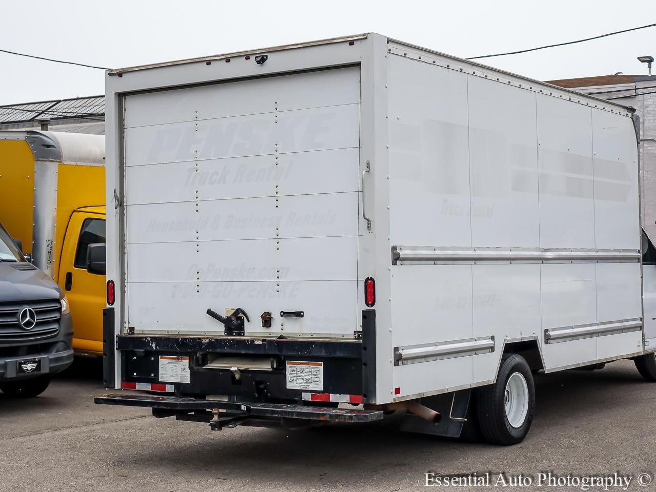 GMC Savana G3500 177 in. 2019