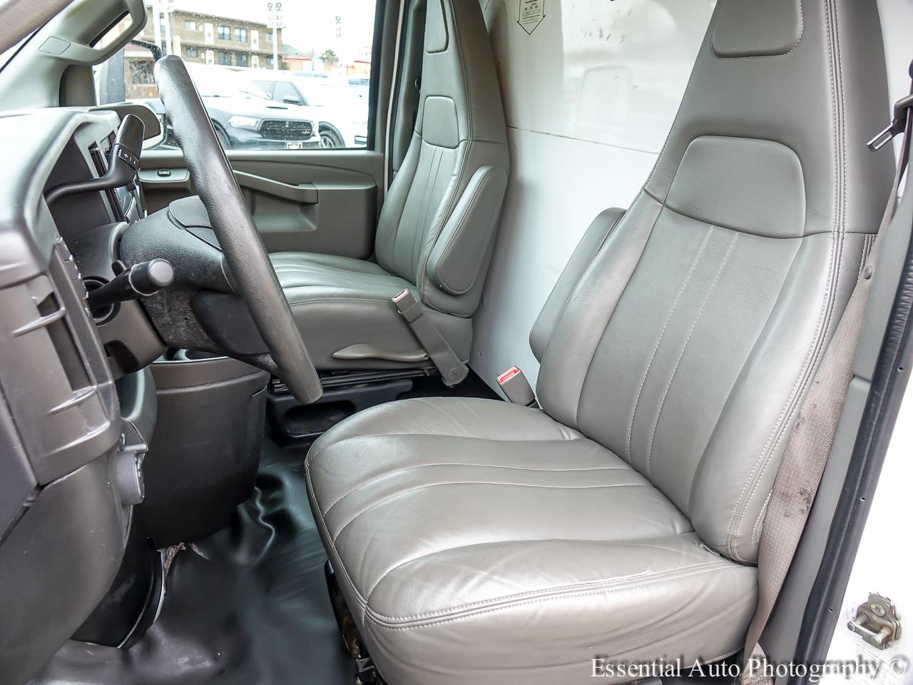 GMC Savana G3500 177 in. 2019