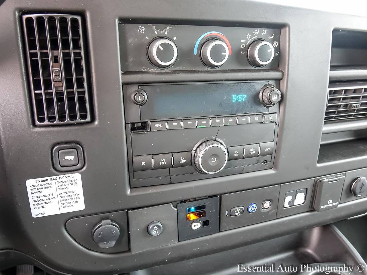 GMC Savana G3500 177 in. 2019