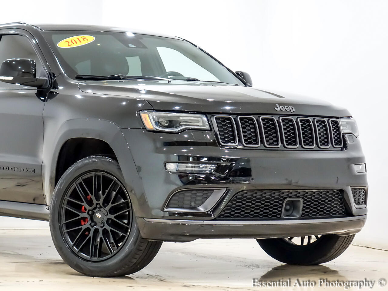 2018 Jeep Grand Cherokee Overland photo 2