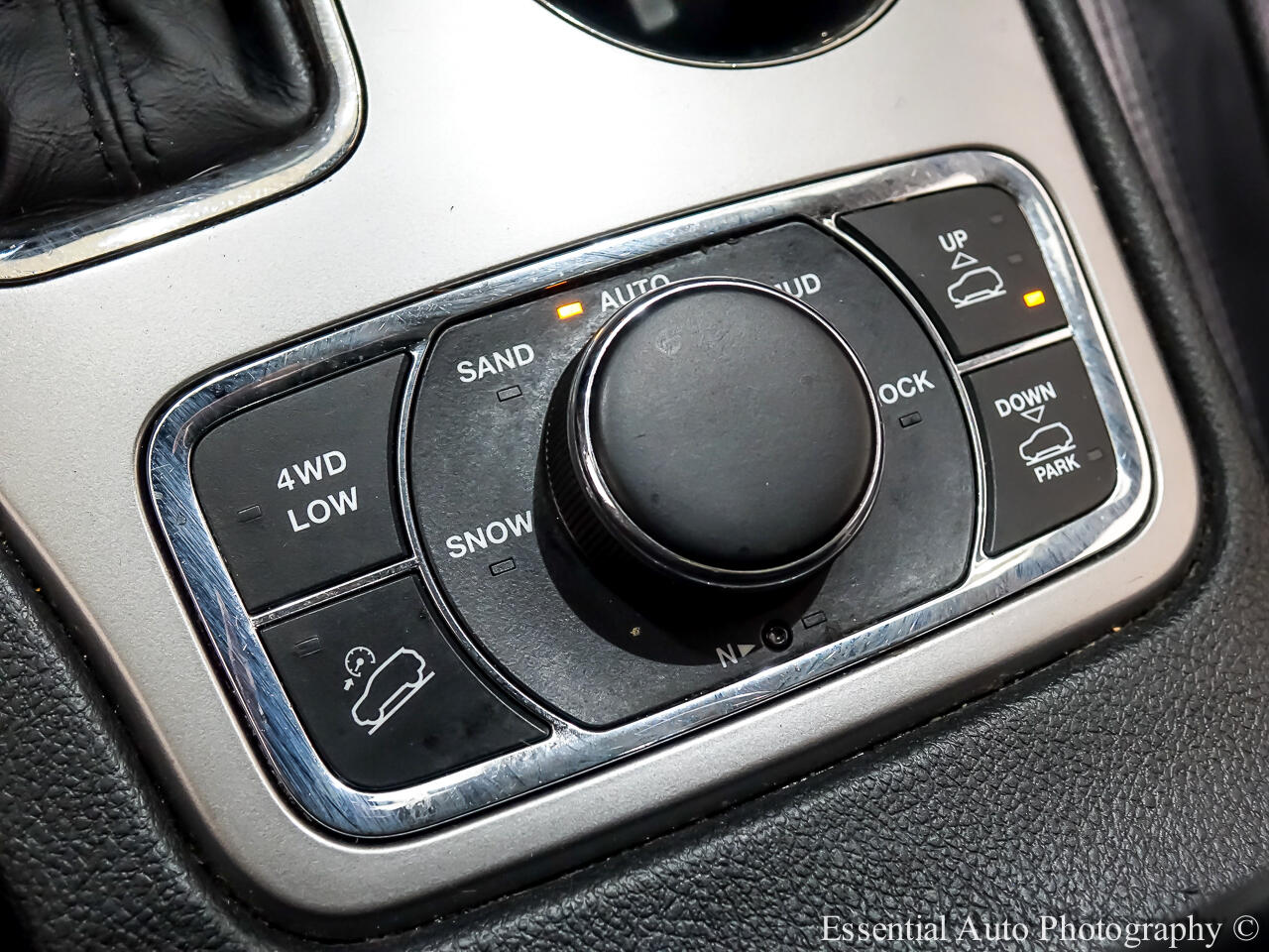 2018 Jeep Grand Cherokee Overland photo 22