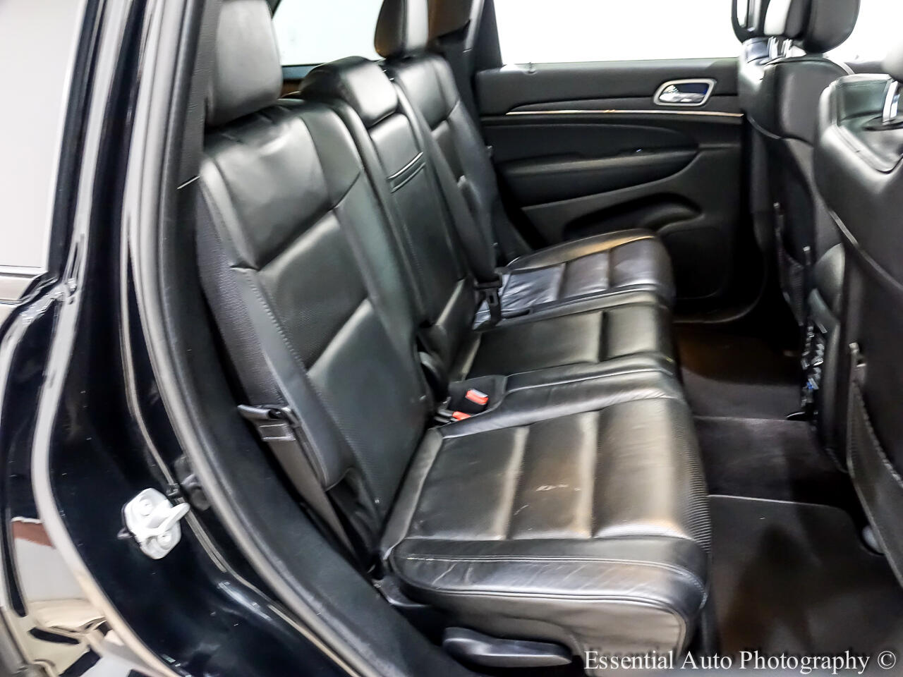 2018 Jeep Grand Cherokee Overland photo 28