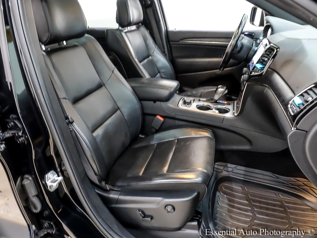 2020 Jeep Grand Cherokee High Altitude photo 32