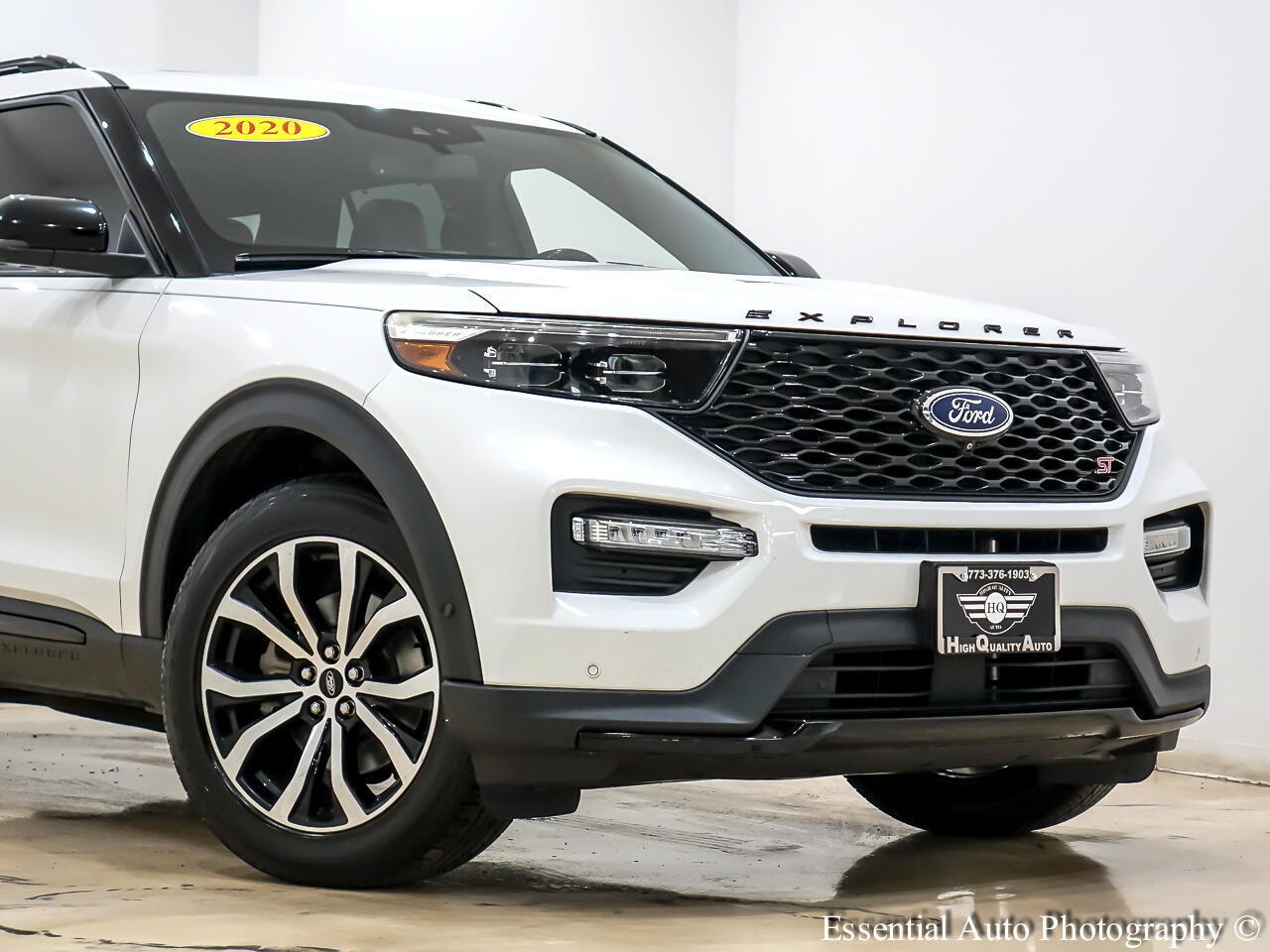 2020 Ford Explorer ST photo 2