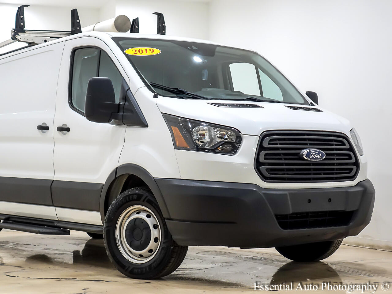 Ford Transit 250 Van Low Roof w/Sliding Pass. 148-in. WB 2019 Ford Transit 250 Van Low Roof w/Sliding Pass. 148-in. WB 2019