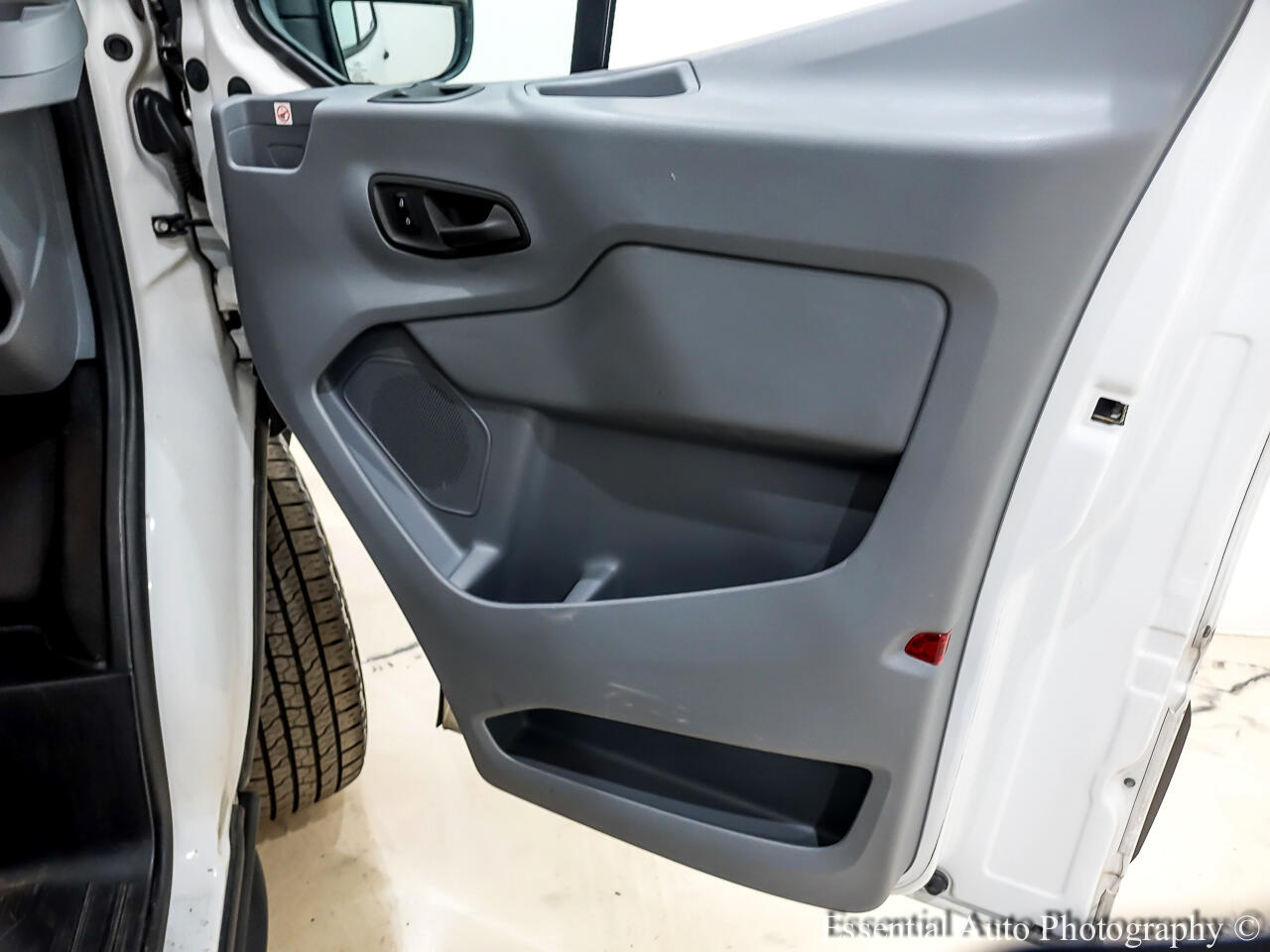 Ford Transit 250 Van Low Roof w/Sliding Pass. 148-in. WB 2019 Ford Transit 250 Van Low Roof w/Sliding Pass. 148-in. WB 2019