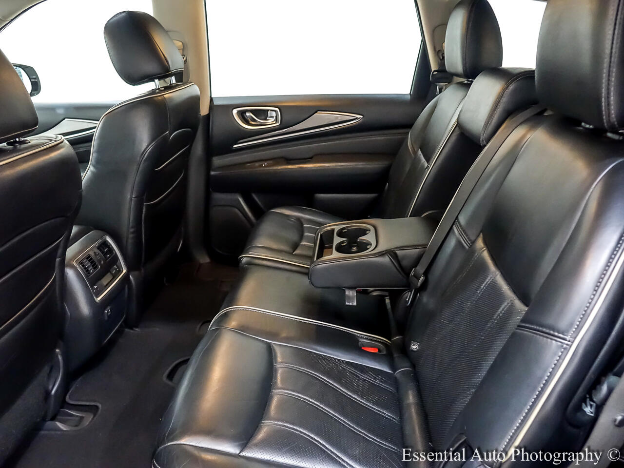2017 Infiniti QX60 Base photo 11