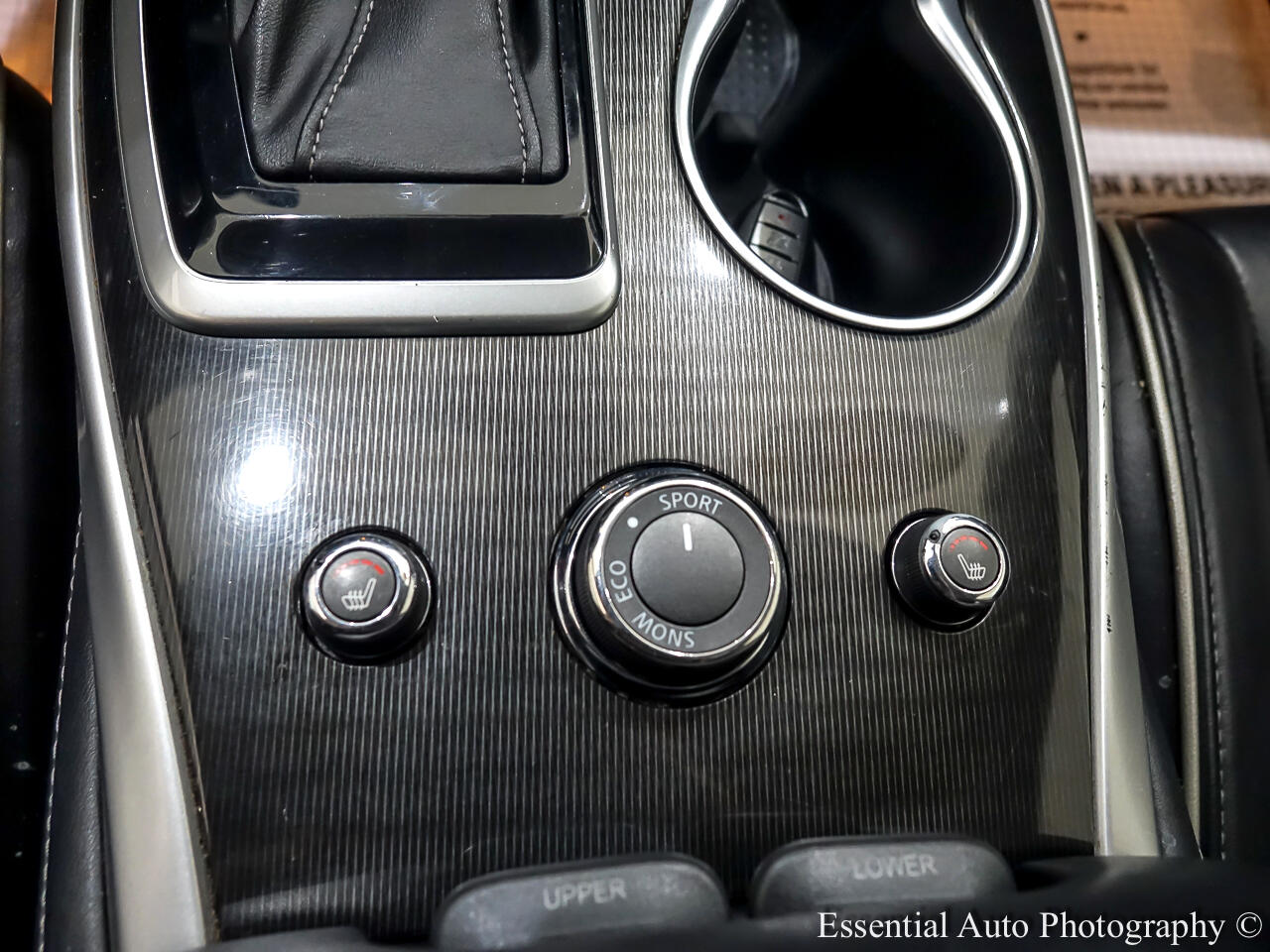 2017 Infiniti QX60 Base photo 24