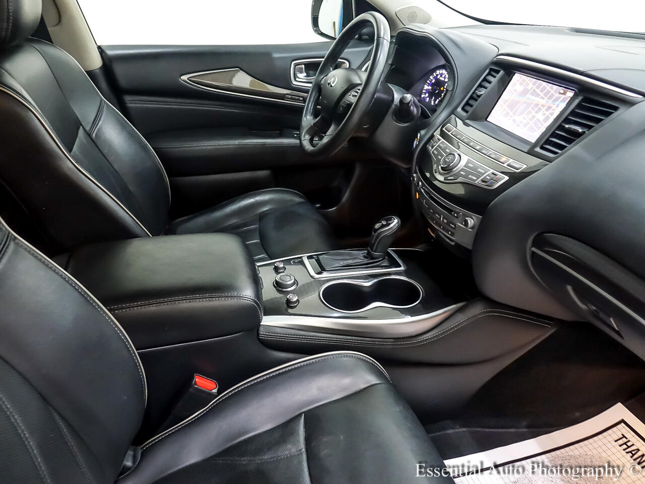 2017 Infiniti QX60 Base photo 33