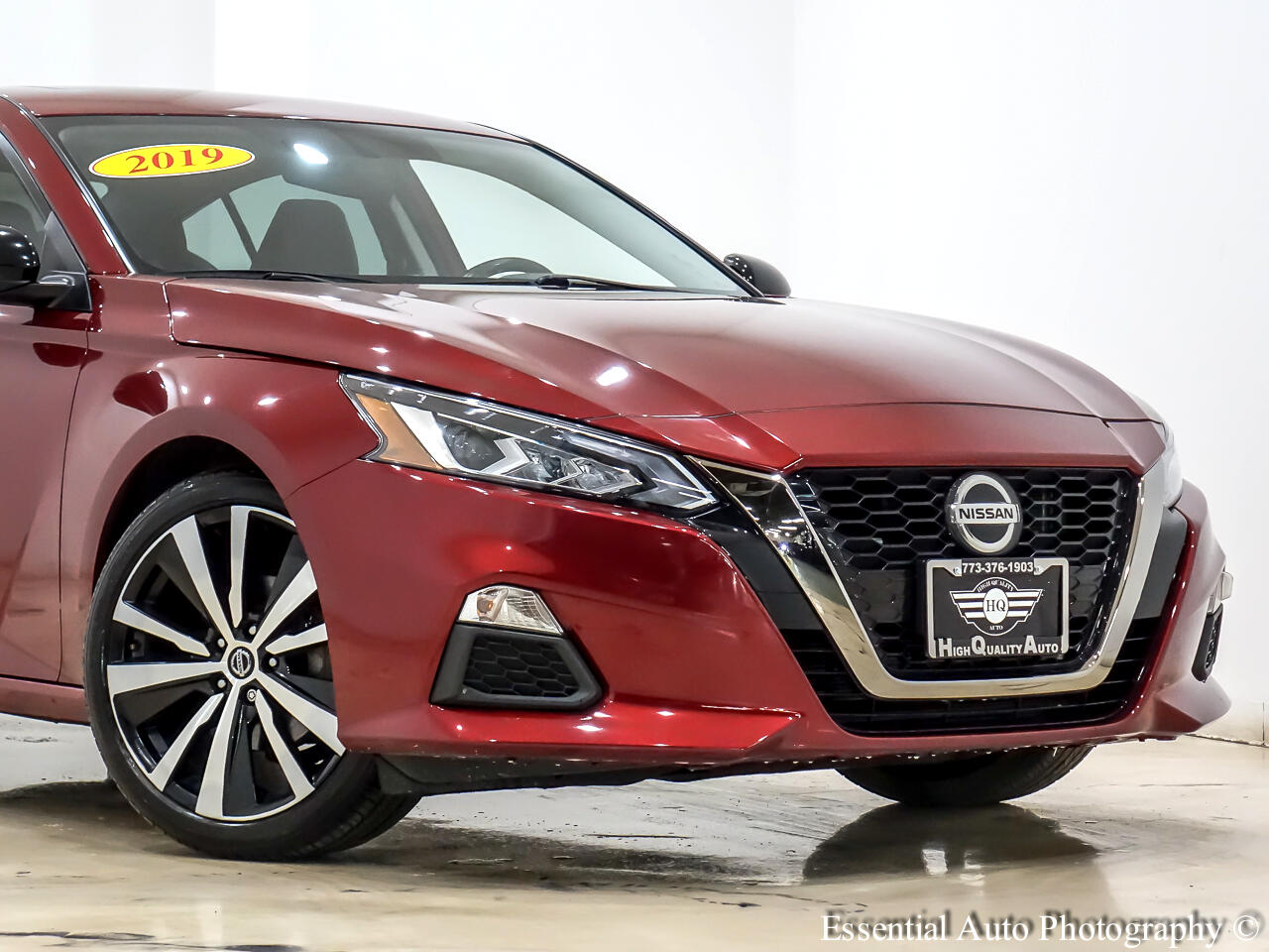 2019 Nissan Altima 2.5 SR photo 2