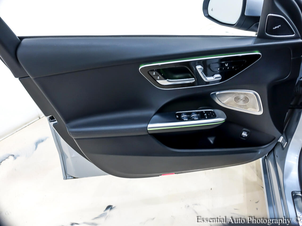 2022 Mercedes Benz C 300 4MATIC Sedan photo 26