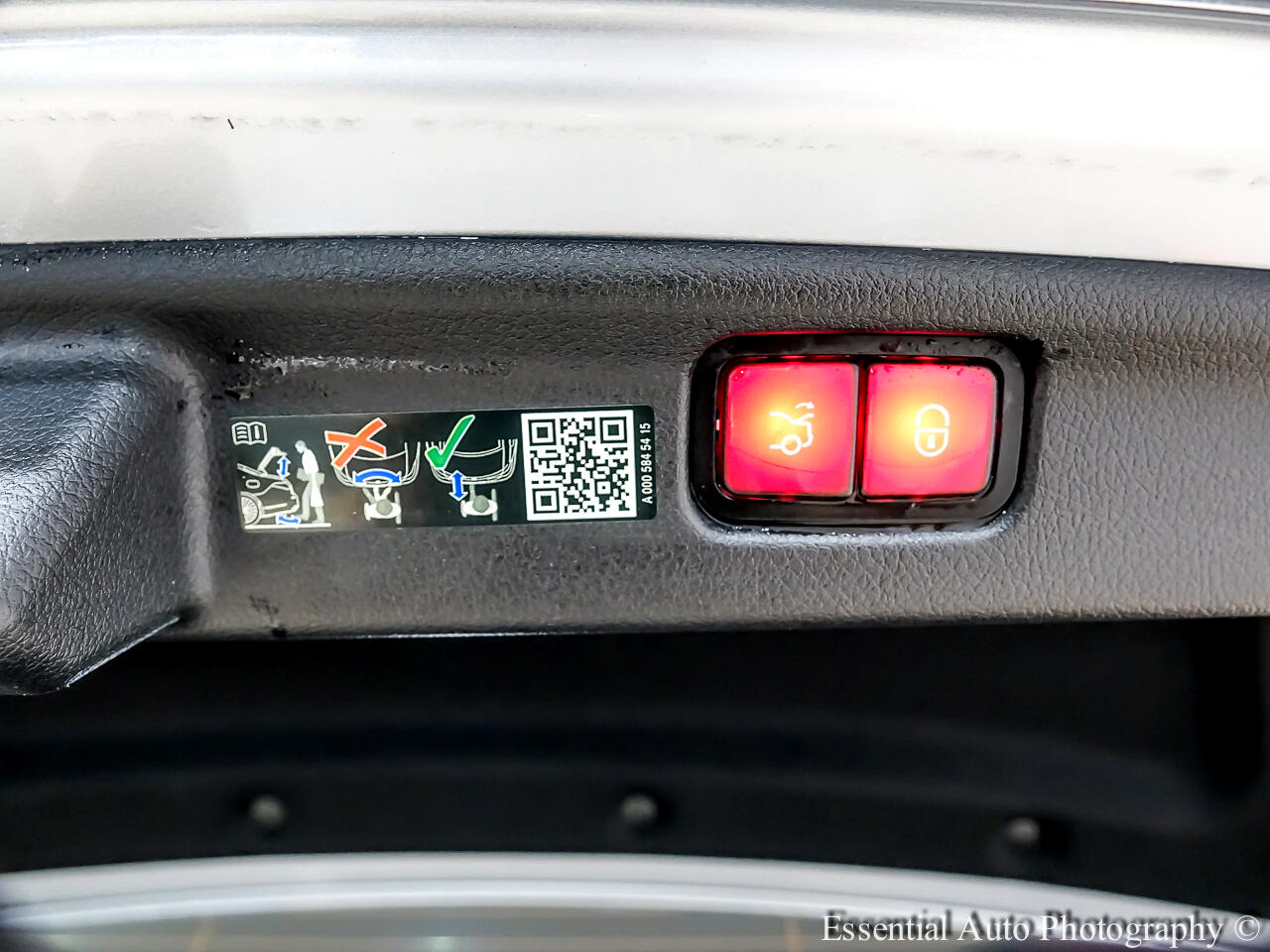 2022 Mercedes Benz C 300 4MATIC Sedan photo 30