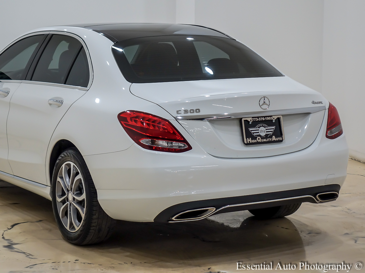 2017 Mercedes Benz C 300 4MATIC Sedan photo 9